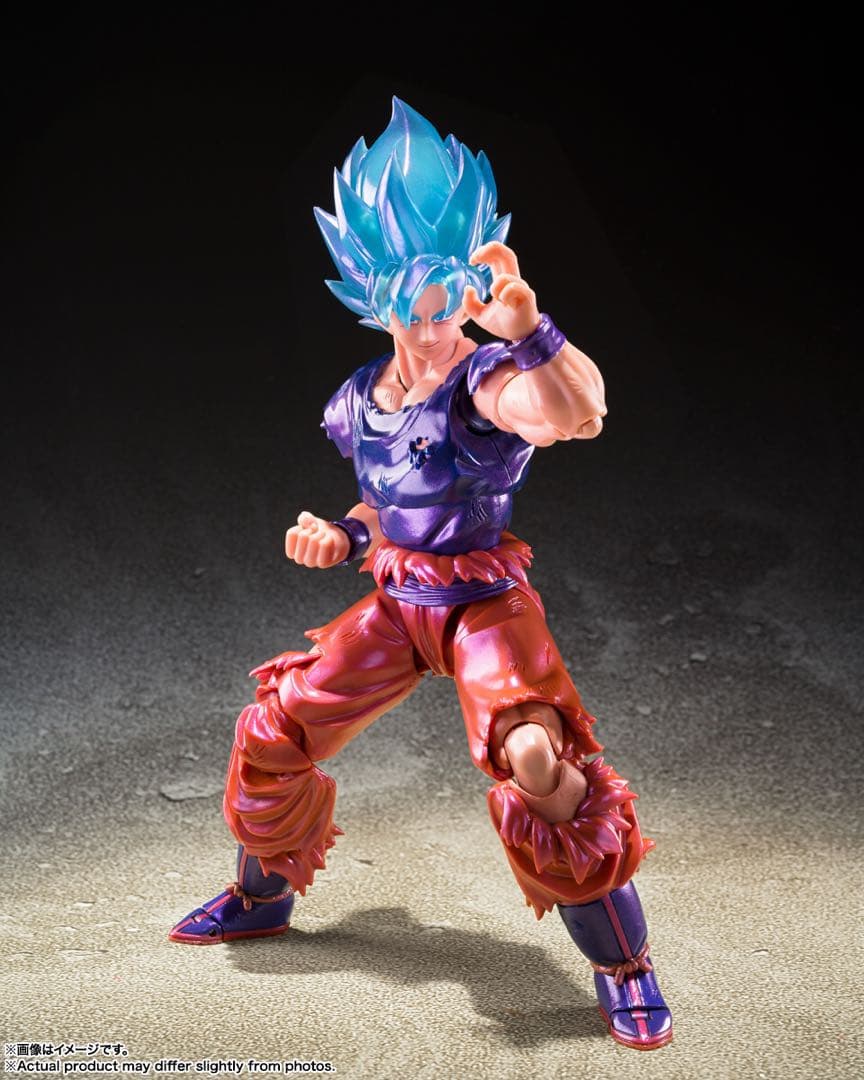 新品 S.H.Figuarts スーパーサイヤ人ゴッドスーパーサイヤ人　孫悟空