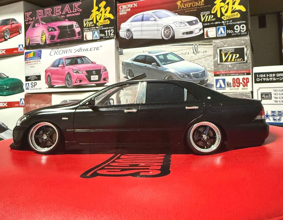 アオシマ GRS182 クラウン アスリート